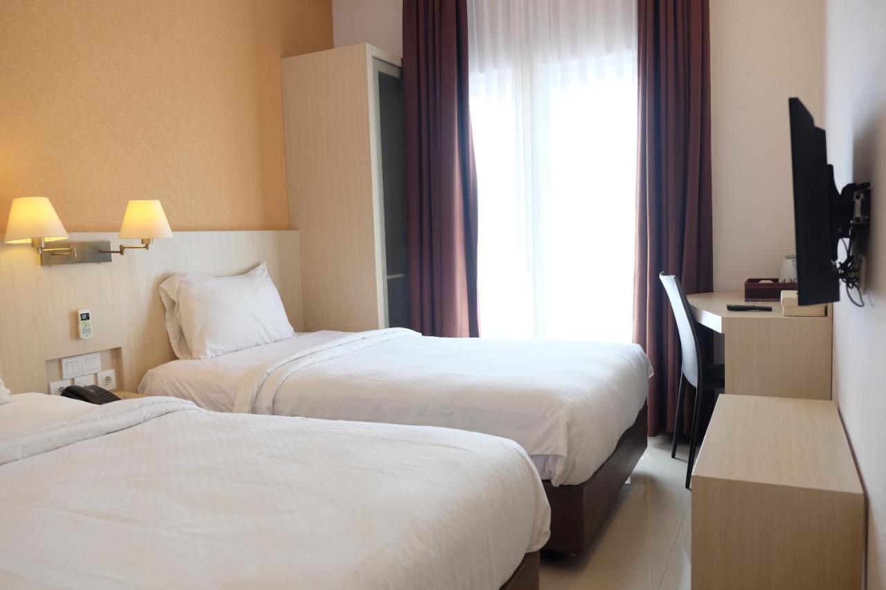 Rio City Hotel Palembang Exterior foto