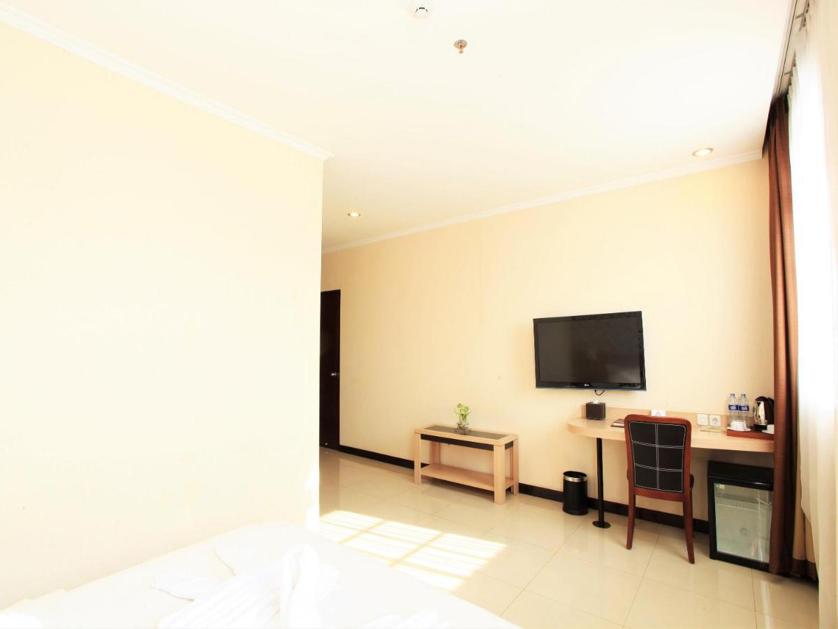 Rio City Hotel Palembang Exterior foto